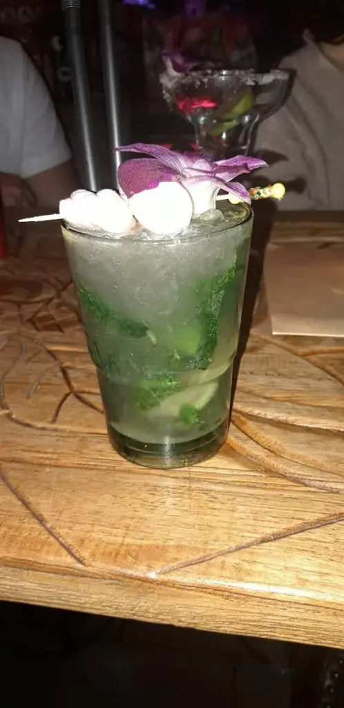 Menu_Dan'ton-Ku Tiki Bar_Biel_image_4