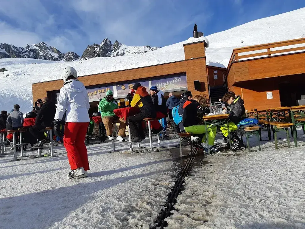 Stephen Allan_Samnaun-Heavens Door_Samnaun_recensione