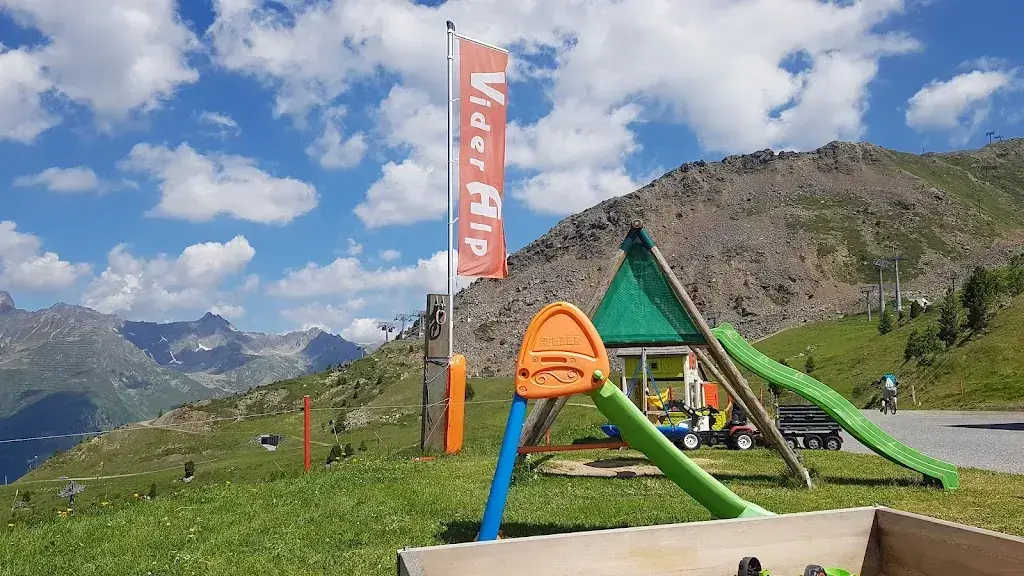 Marek A.M._Vider Alp_Austria_review