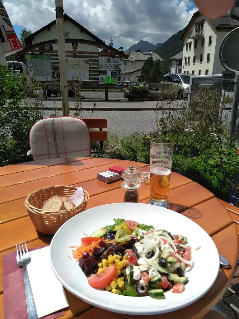 Matthias R. “秋德” Jud_Burdun_La Punt-Chamues-ch_avis