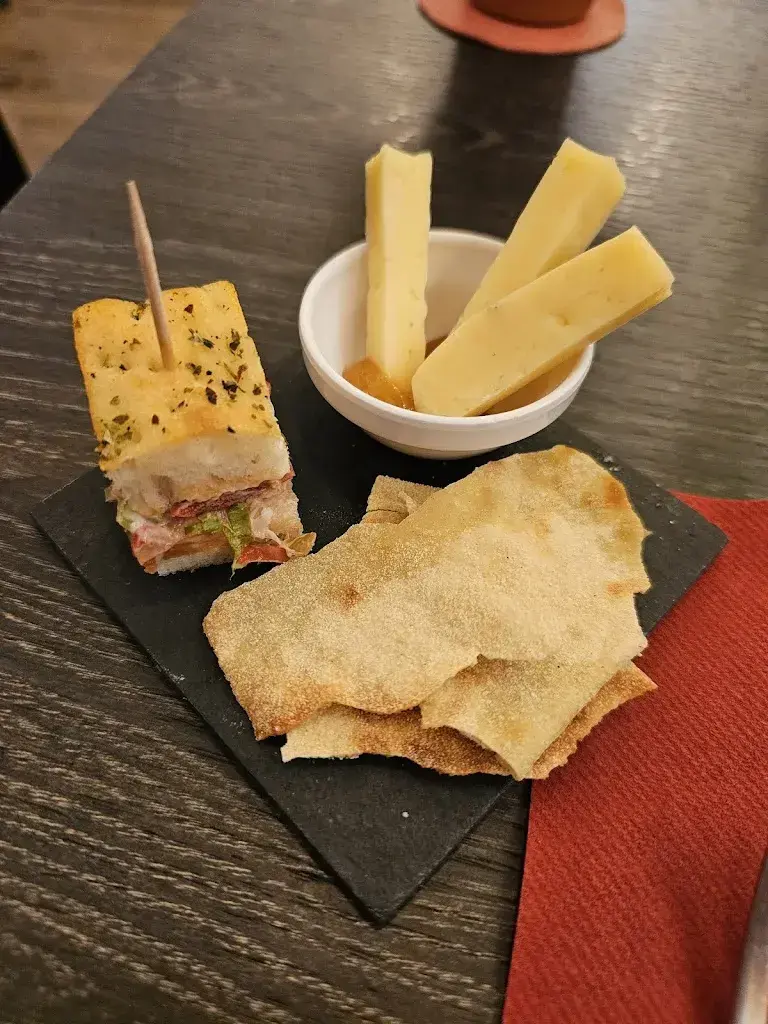 Lindy L_Banfi's_St. Moritz_review