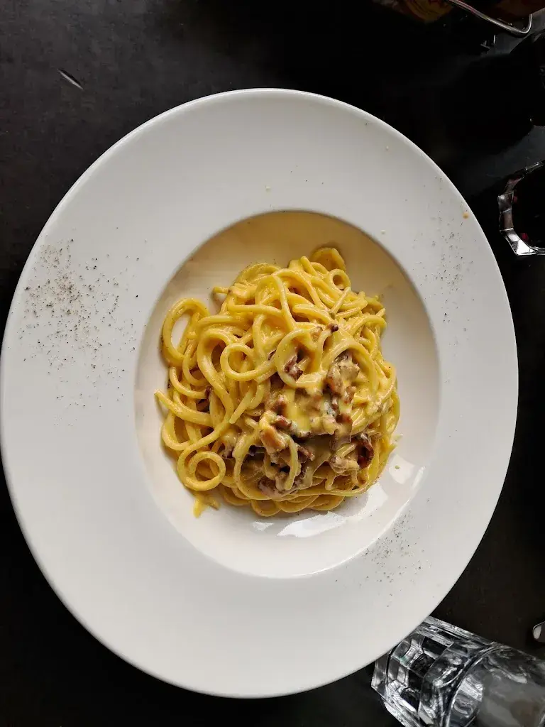 Martina Derungs_Restaurant Flugplatz 'Intersection'_Samedan_recensione