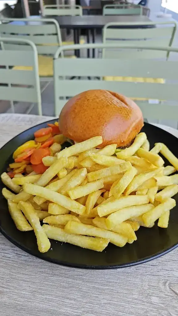 L D_Migros-Restaurant - Samedan_Samedan_review