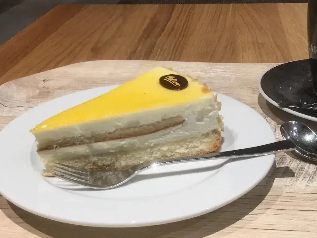 Patrizia Caligaris_Migros-Restaurant - Samedan_Samedan_review