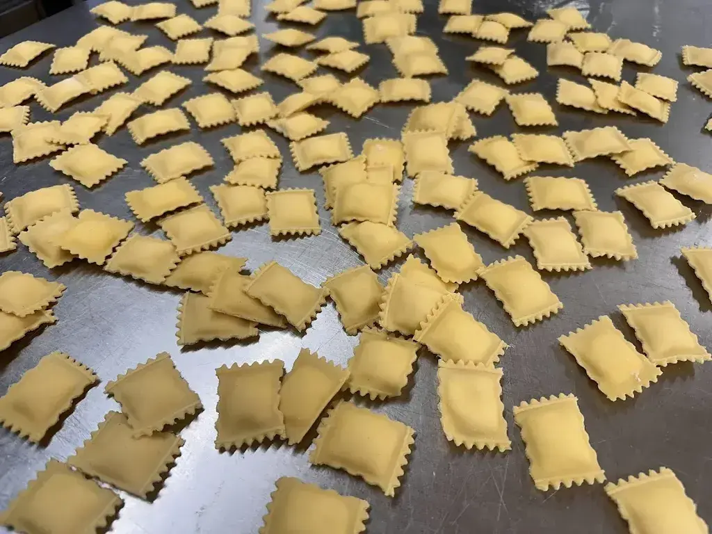 Alessio's delicatessen_St. Moritz_slider_image_2