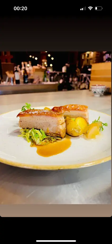 Menu_The Hut, Wine Food & Wood_Silvaplana_immagine_8