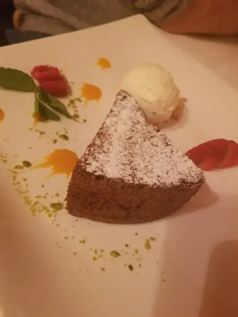 Gayana Dobbin_Restaurant Alpenrose_Sils-Segl Maria_Bewertung