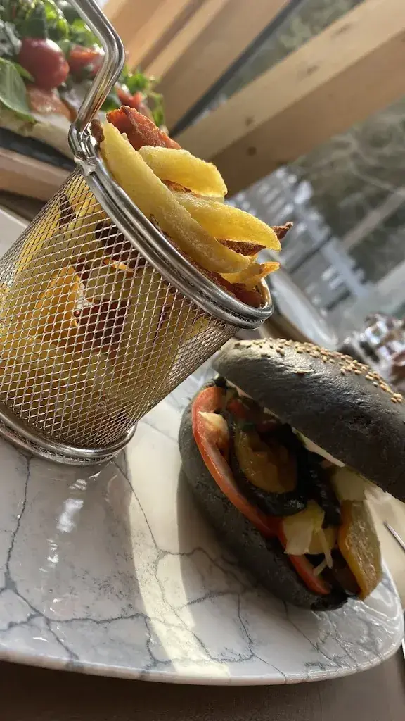 Menu_Restaurant GIGERs_Sils-Segl Maria_image_2