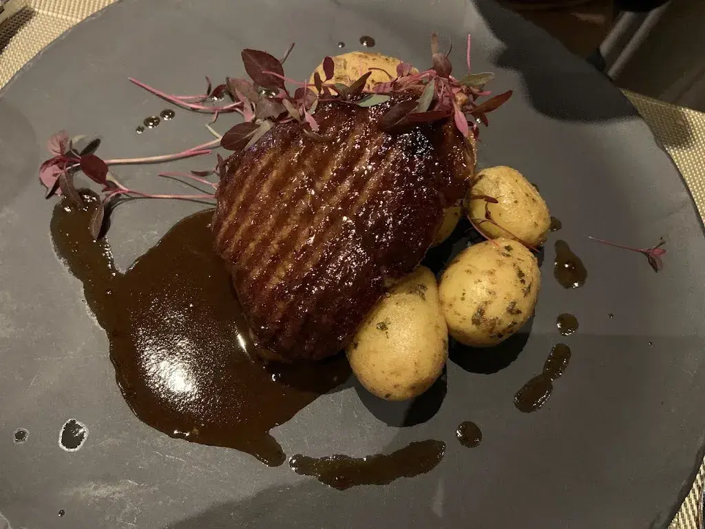 Amir Nashed_Restaurant Acasa & Bar Zürich Oerlikon_Zürich_review