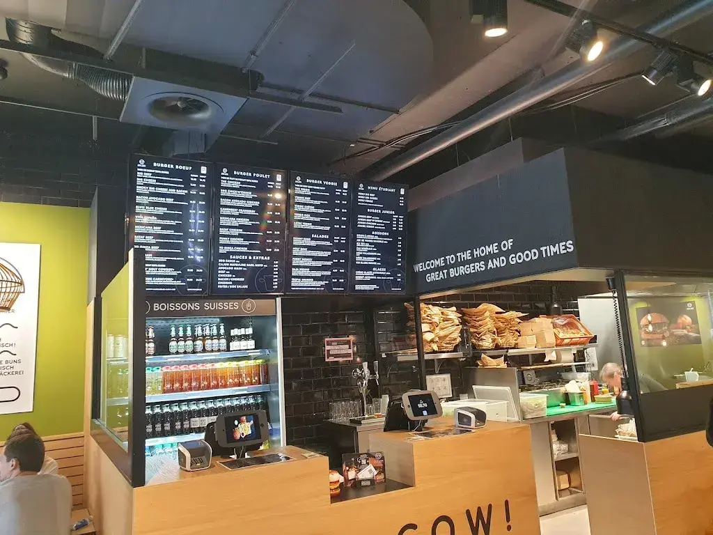 Holy Cow! Gourmet Burger Co. BIENNE restaurant in Biel