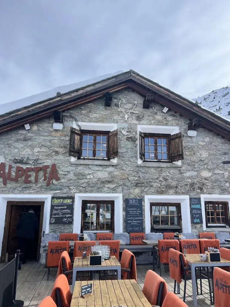 Kate Mullen_Restaurant Alpetta_Silvaplana_review