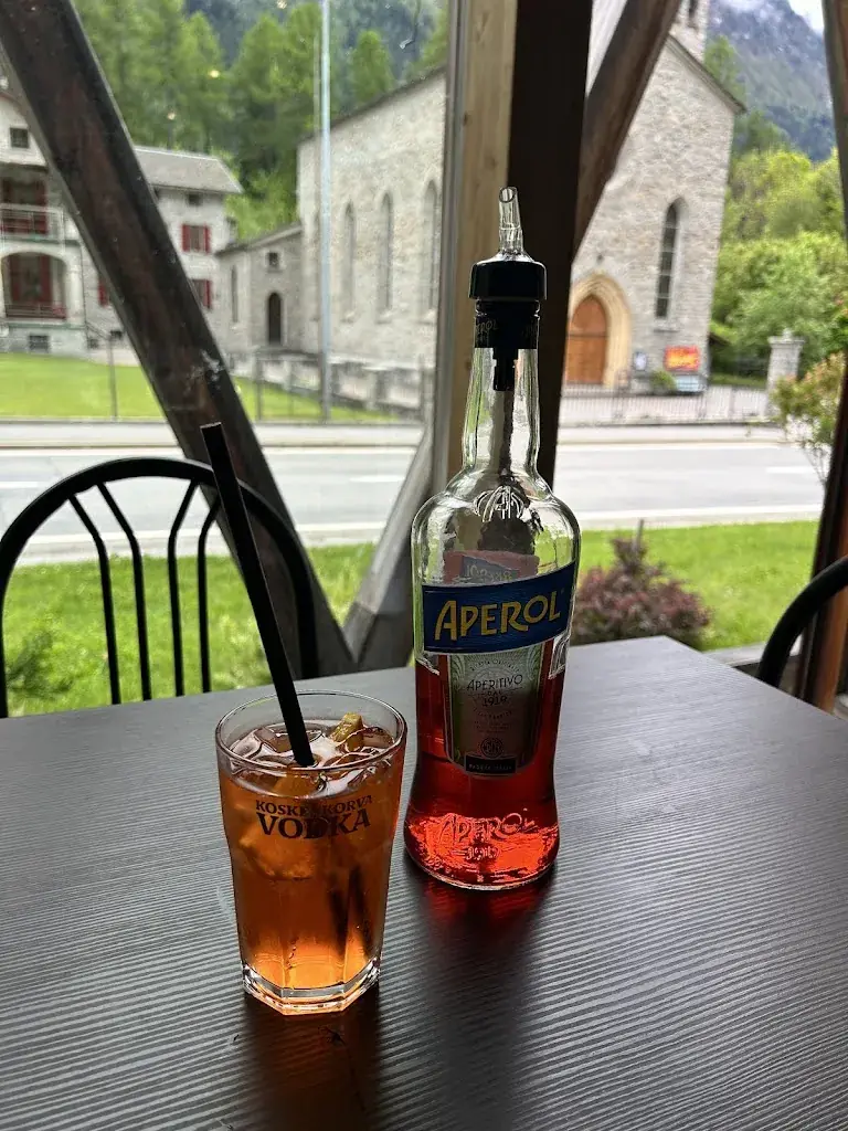 Lea Krasniqi_Bar Punto_Vicosoprano_review