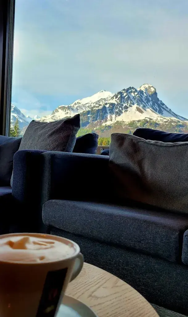 Carol Mercédès_Longhin_Maloja_review