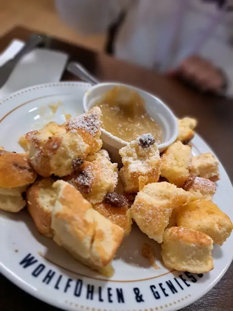 ___BHUTCH____Café Restaurant Zalino_Zuoz_review