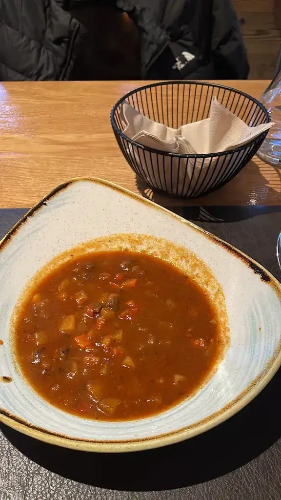 Finian Roantree_La Stalla Zuoz_Zuoz_Bewertung