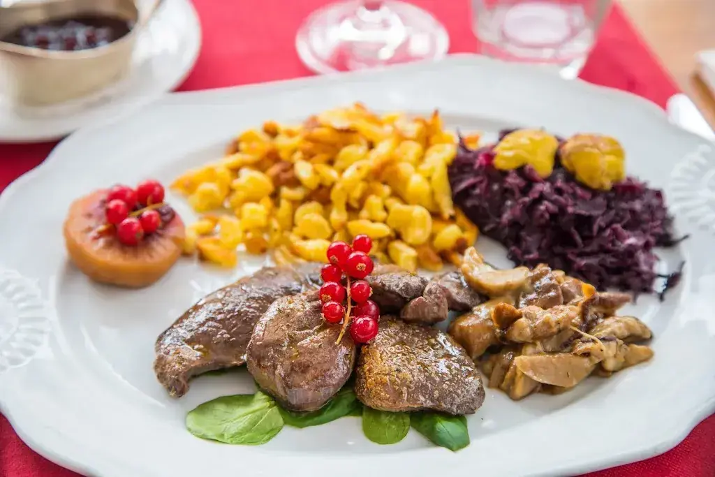 Restaurant und Konditorei Klarer_Zuoz_slider_image_2