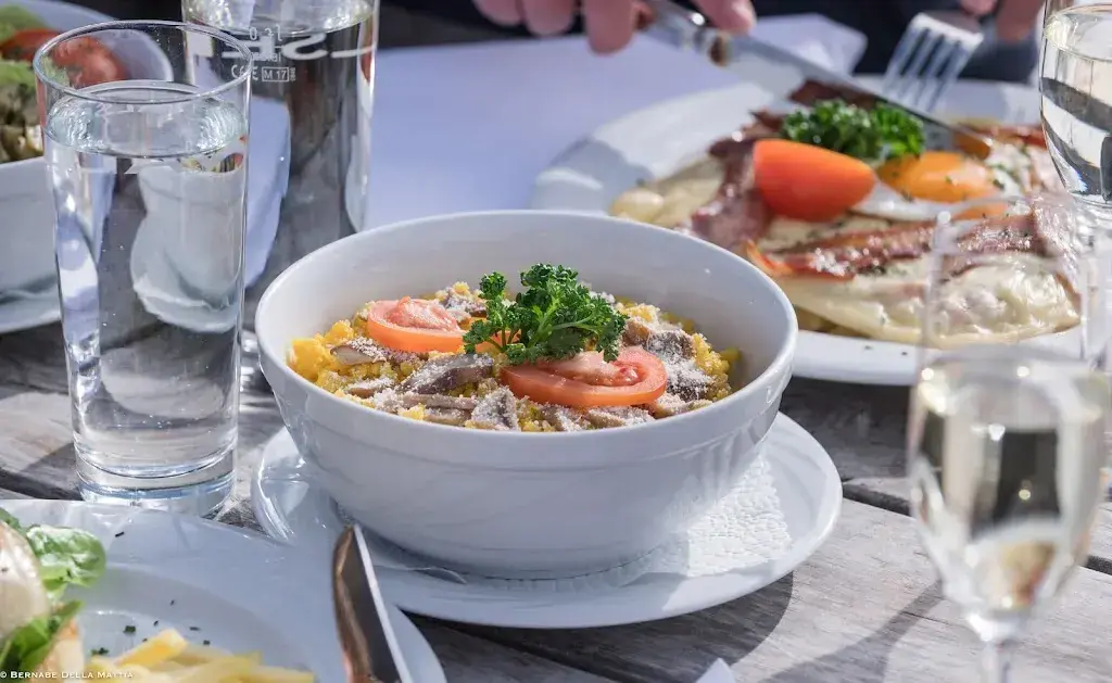 Restaurant Purtum_Zuoz_slider_image_1