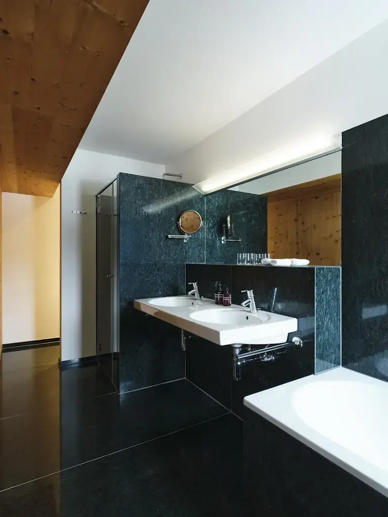 Hotel Castell_Zuoz_slider_image_2