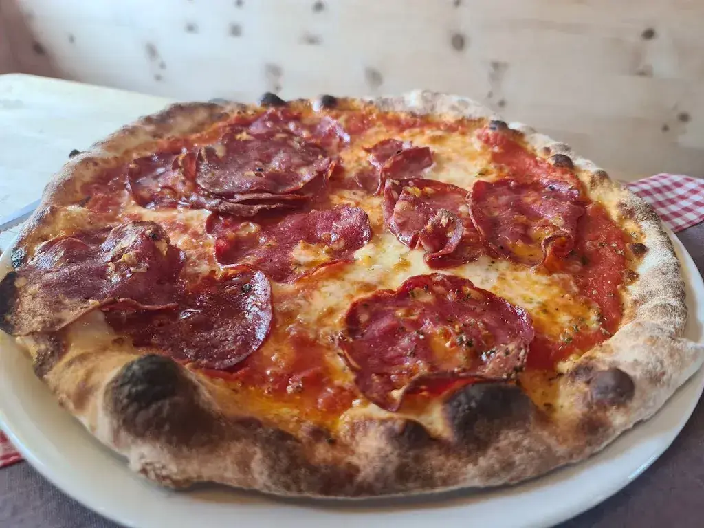 Restaurant Pizzeria Pizzet restaurant in Zuoz