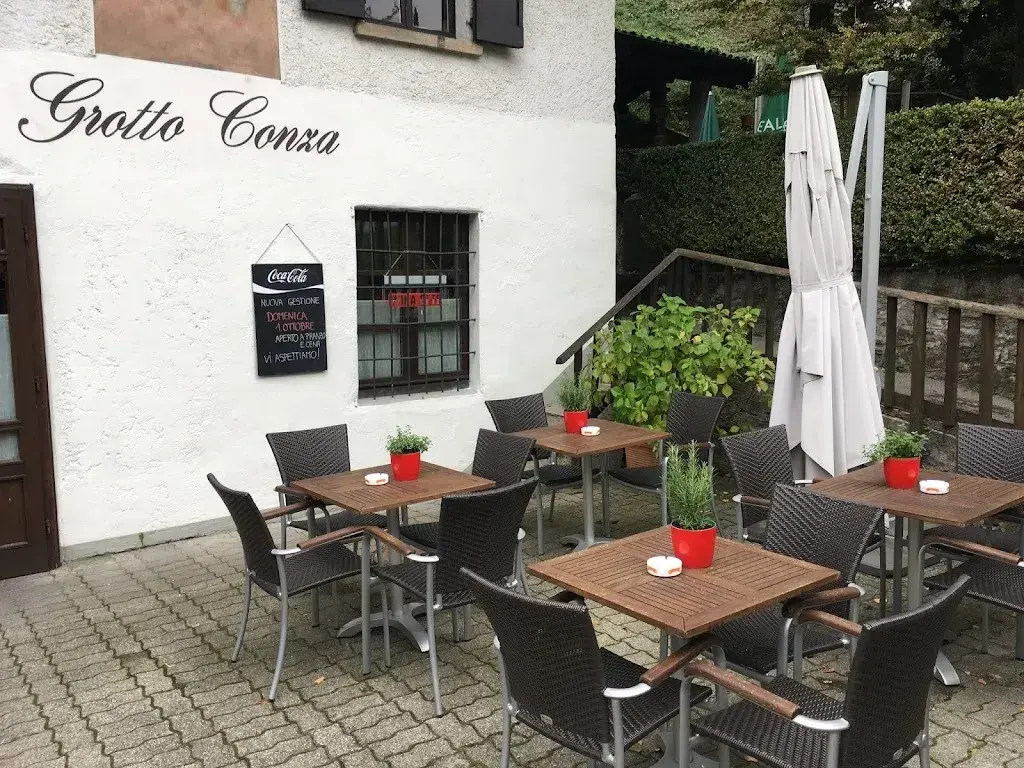 Osteria Grotto Conza_Rovio_slider_image_1