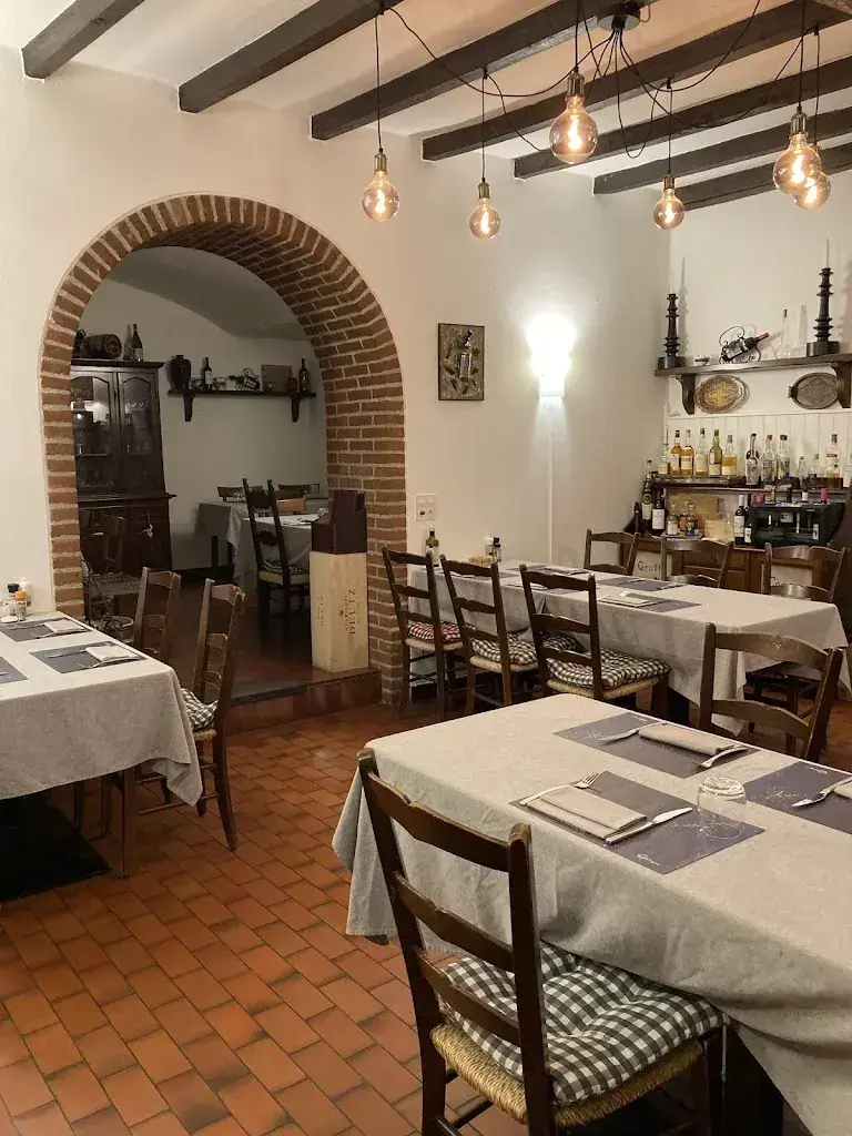 Osteria Grotto Conza_Rovio_slider_image_3