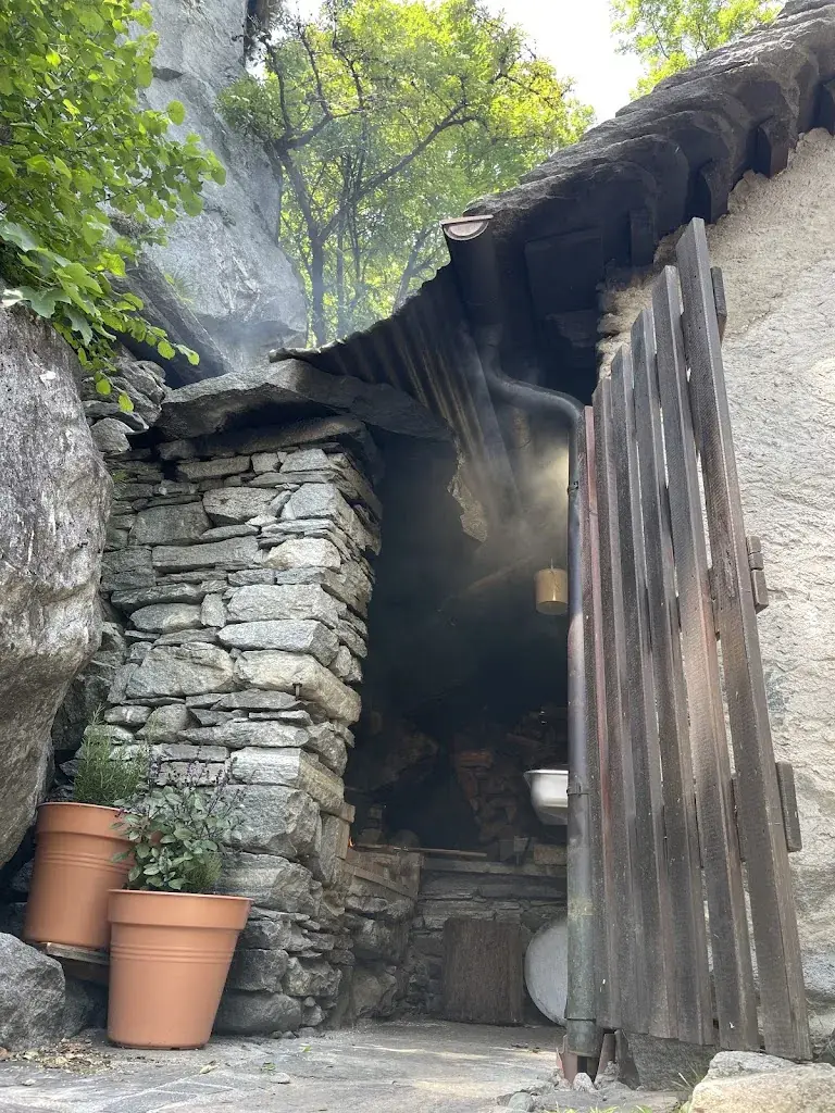 J S_Grotto Pozzasc_Peccia_review