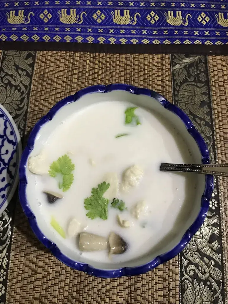 Menu_Chok Dee Thai Restaurant _Biel_image_2