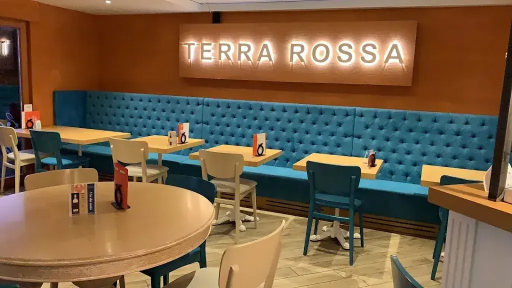 Antonio da Silva_Terra Rossa_Lutry_recensione