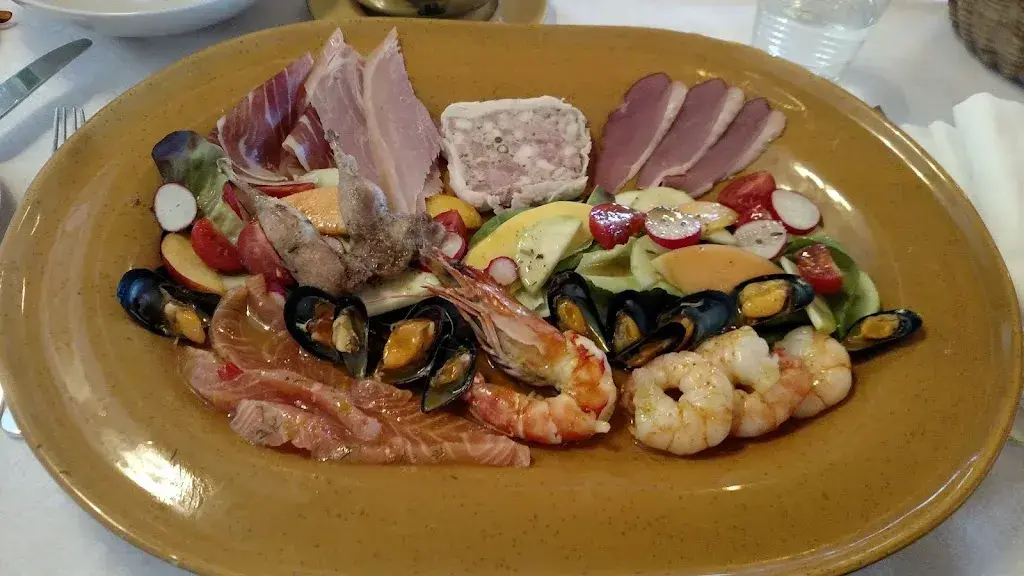 Rita Blaser_Waldschenke_Bellmund_avis