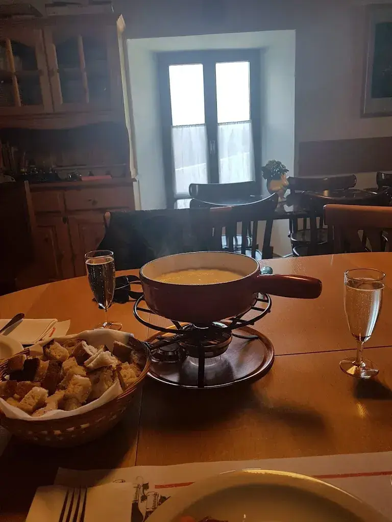 Menü_Ristorante Bellavista_Santa Maria in Calanca_Bild_6