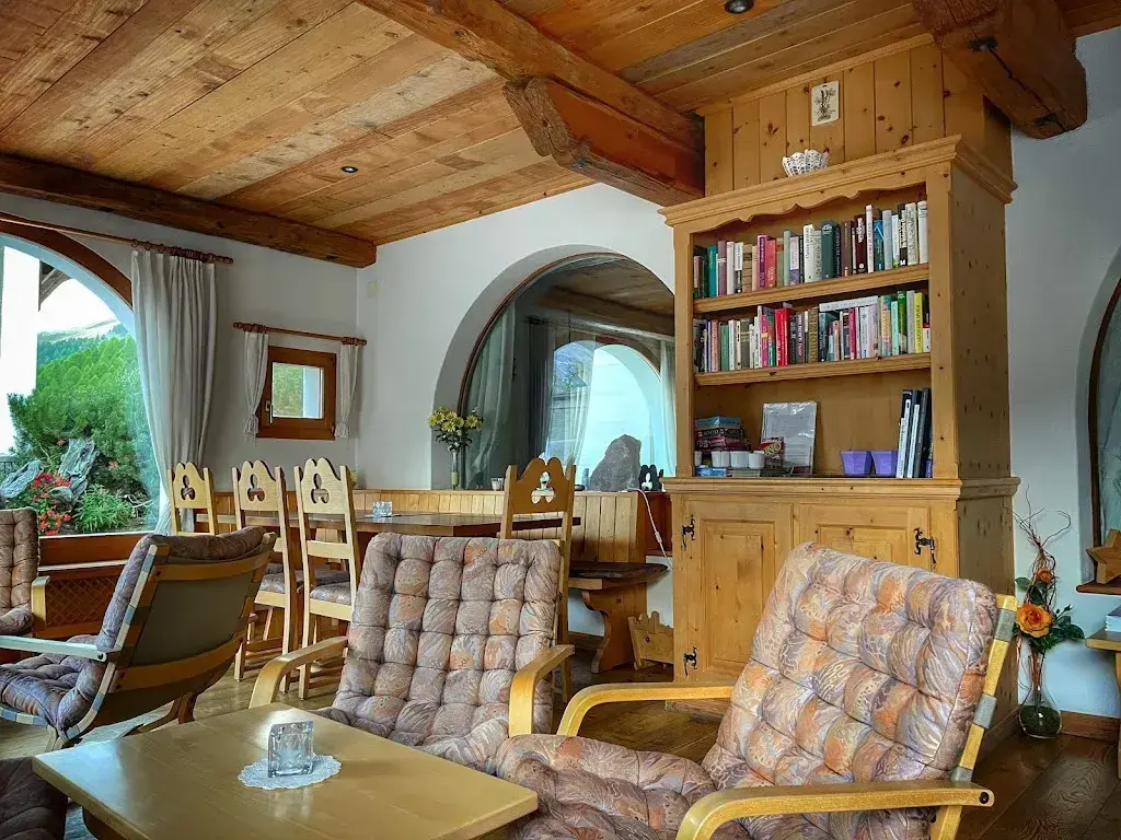 Philippe Hougardy_Chesa Grischa_Sils-Segl Baselgia_Bewertung