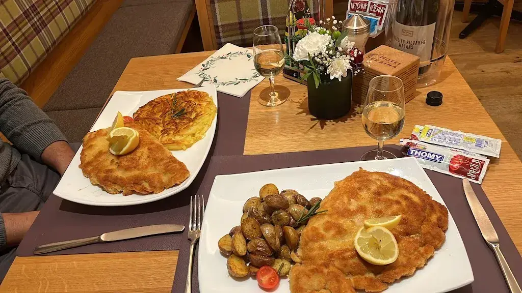 Z M_Hotel Seraina_Sils im Engadin/Segl_review