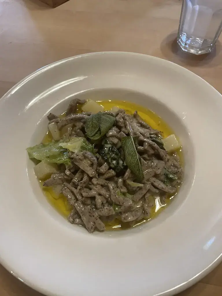 Alisha_Hotel Fex_Fex_review