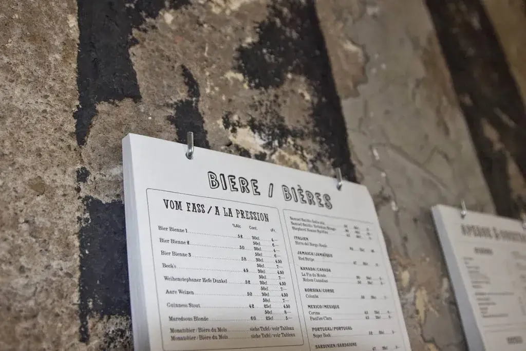 Pooc_Biel_menu_image_1