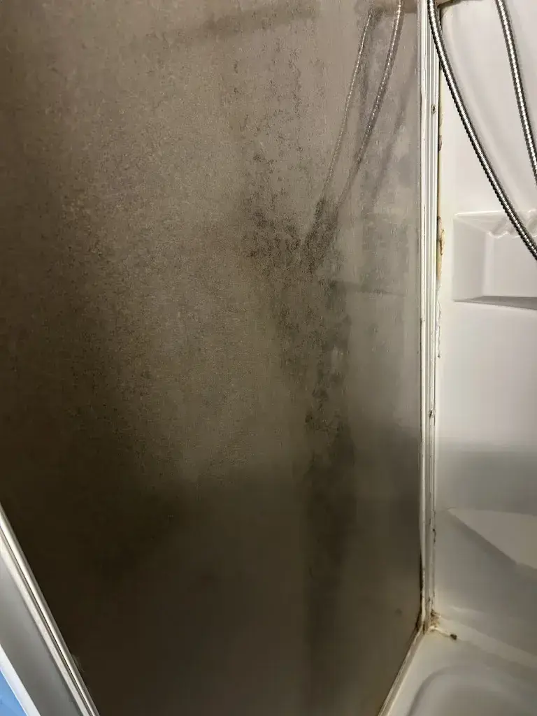 Satanic Granny_Capanna Genziana_San Bernardino_Bewertung