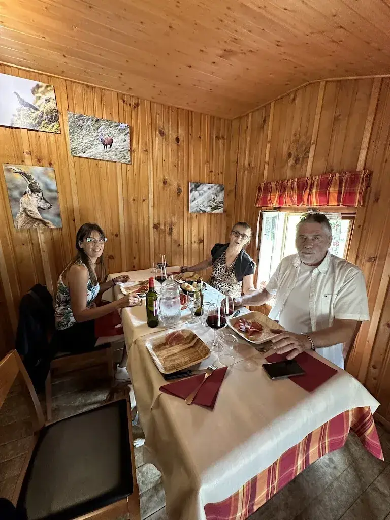 Ester Conti Moretti_Hütte Pian Cales_San Bernardino_Bewertung