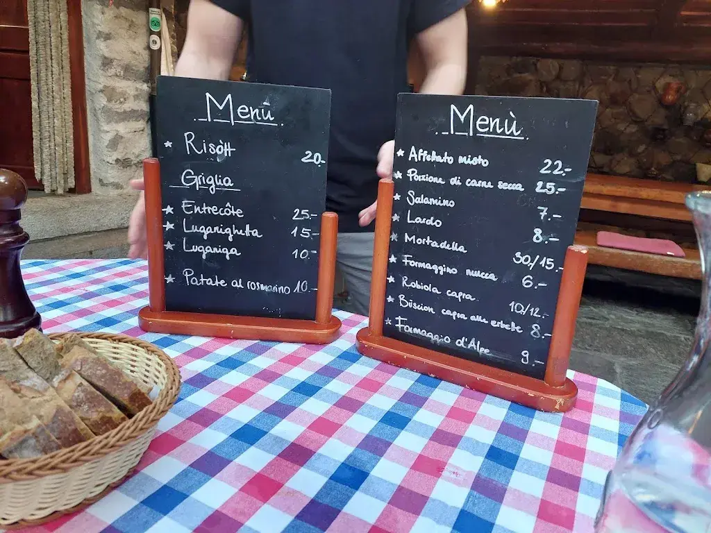 Grotto Prandi dal Paolin (Paulin) restaurant à Cama