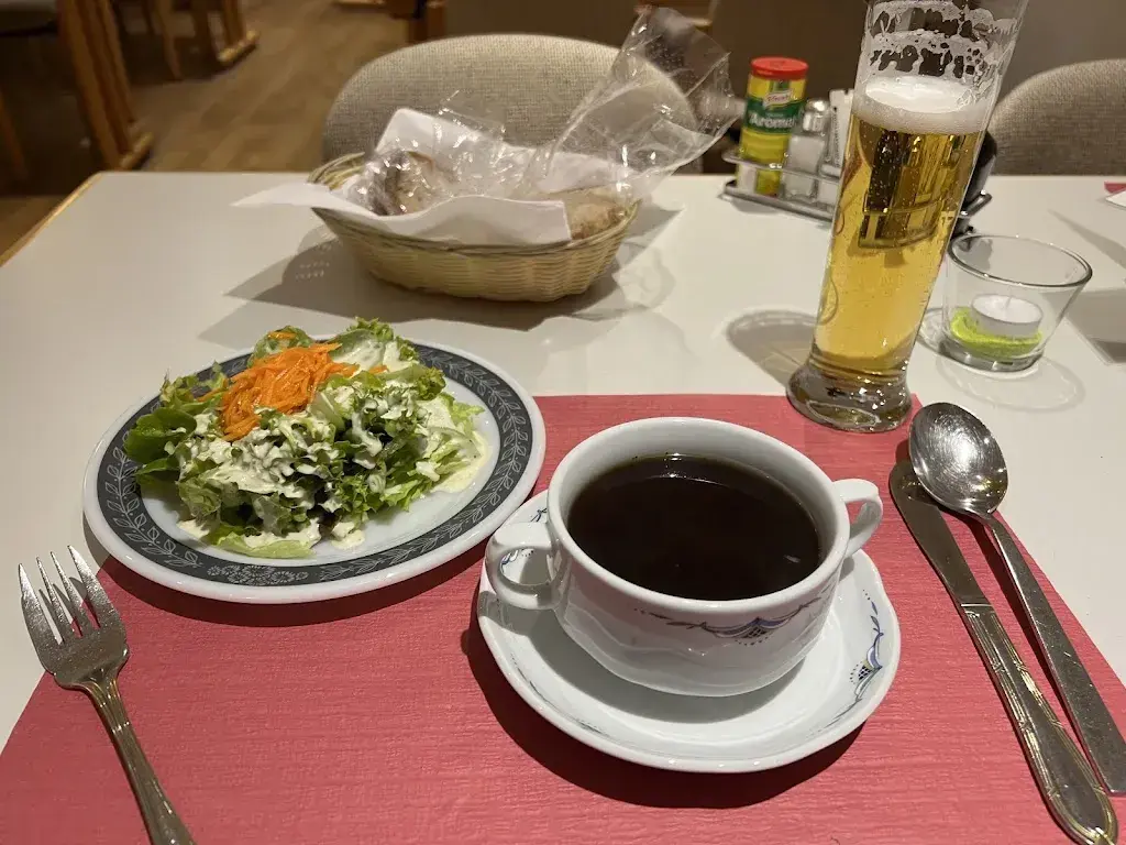 Patrick Scherer_Landgastof Löwen & Chillout_Boswil_review