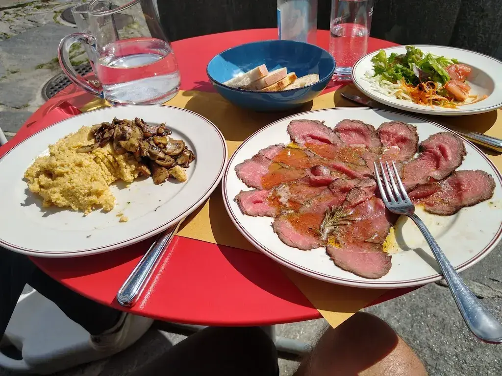 Marc Vollenweider_Restaurant Landarenca_Calanca_review