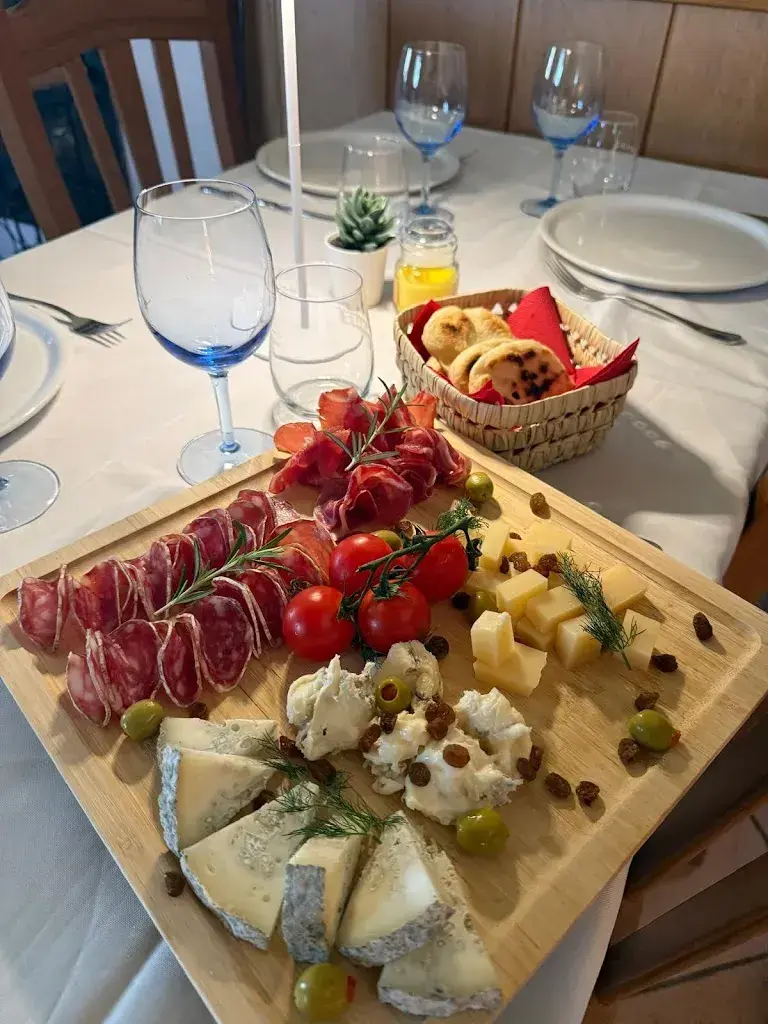 Grotto Laura_Roveredo_slider_image_3