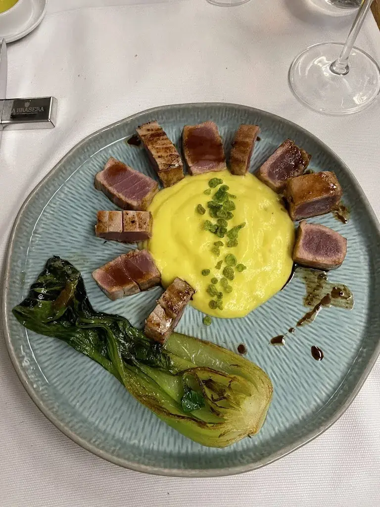 Damyan Momchev_Ristorante La Brasera Sagl_San Vittore_review