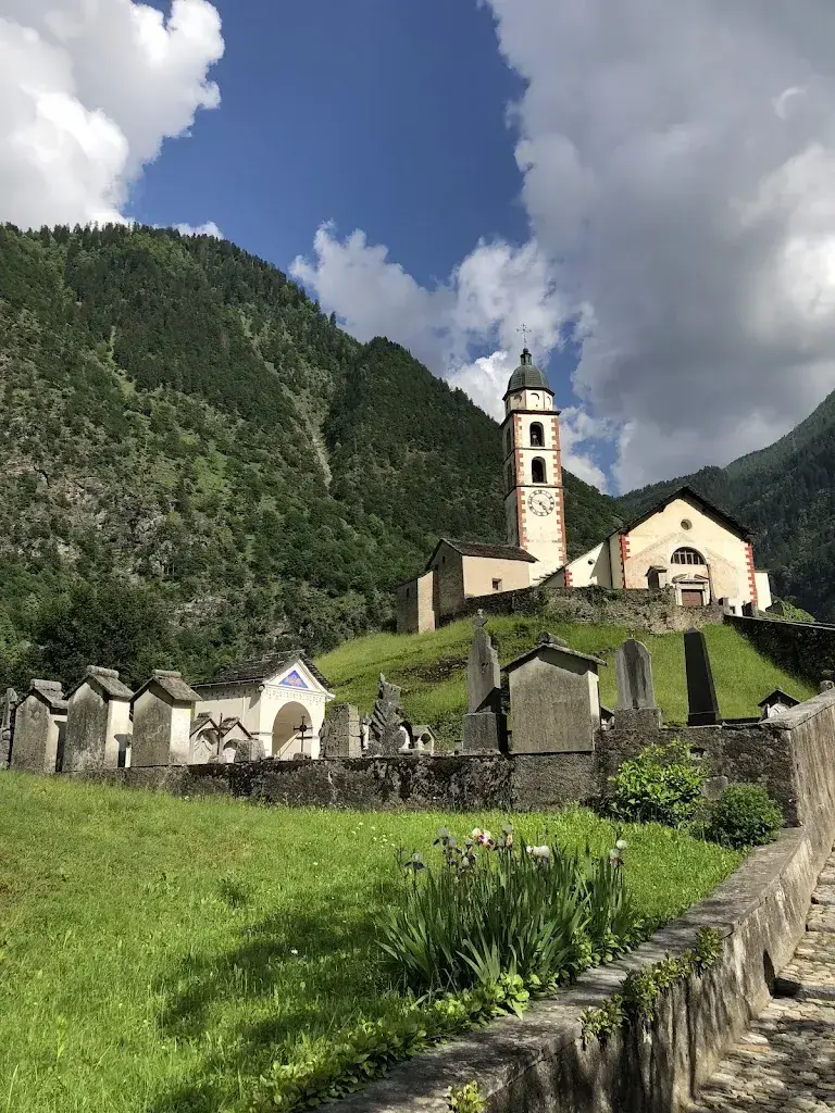 Joe Czech_Hotel Soazza_Soazza_review