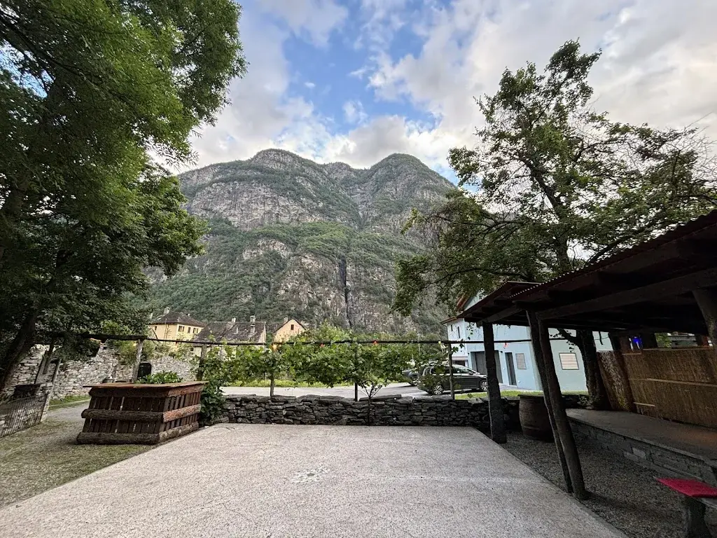 Grotto Franci_Cevio_slider_image_3