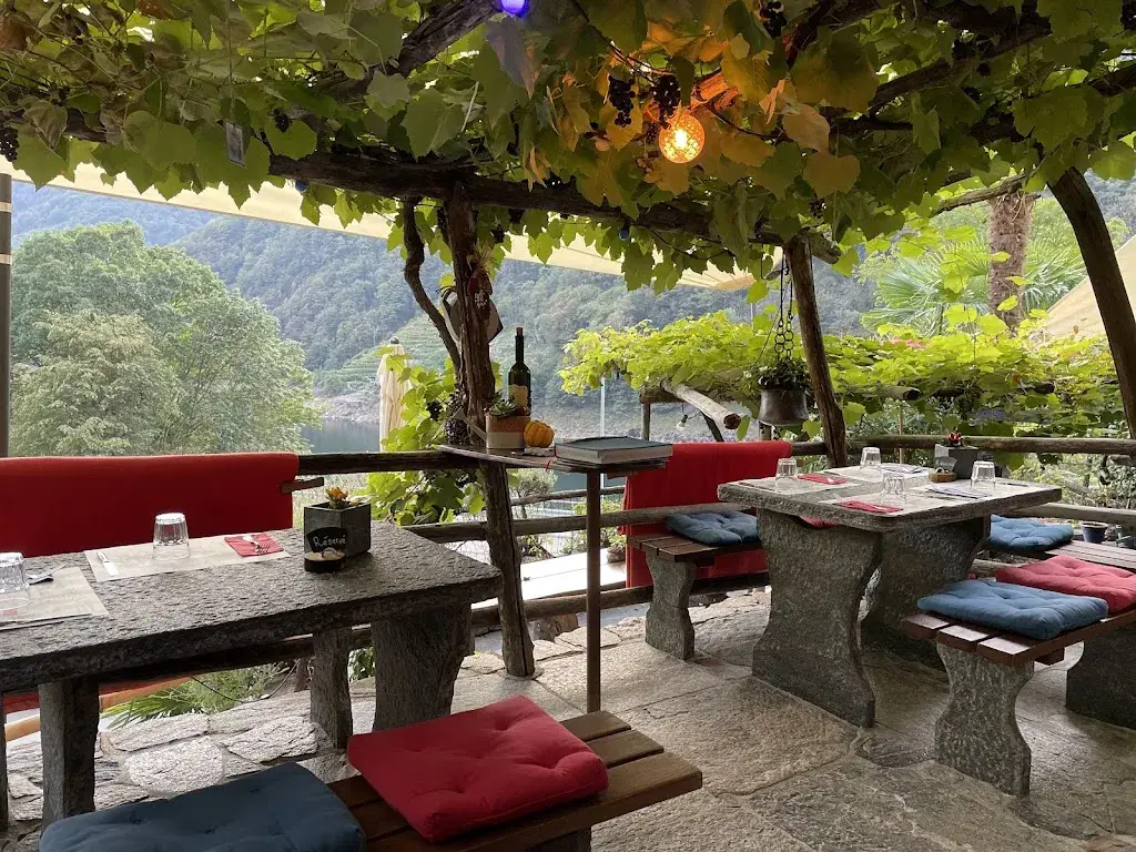 Osteria Paradiso_Vogorno_slider_image_1