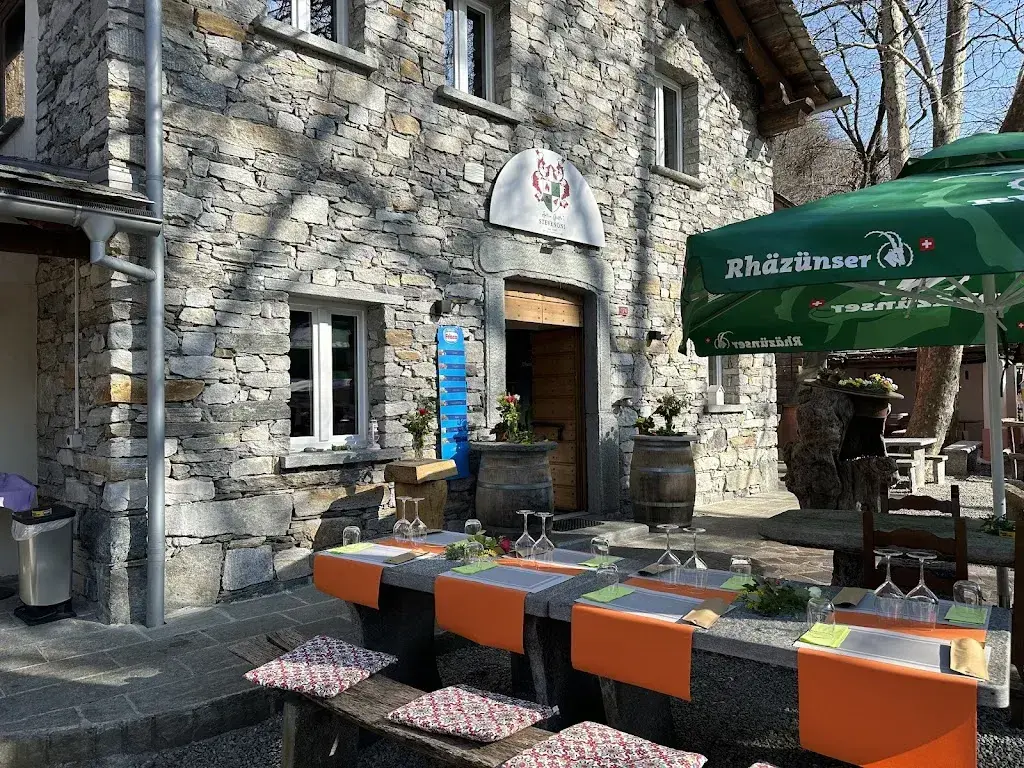 Antico Grotto Stevenoni Restaurant in S. Vittore