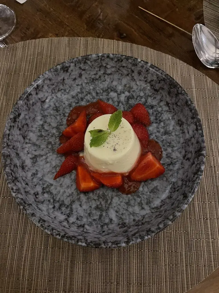 Danni bowyer_Ristorante Grotto Broggini_Losone_Bewertung