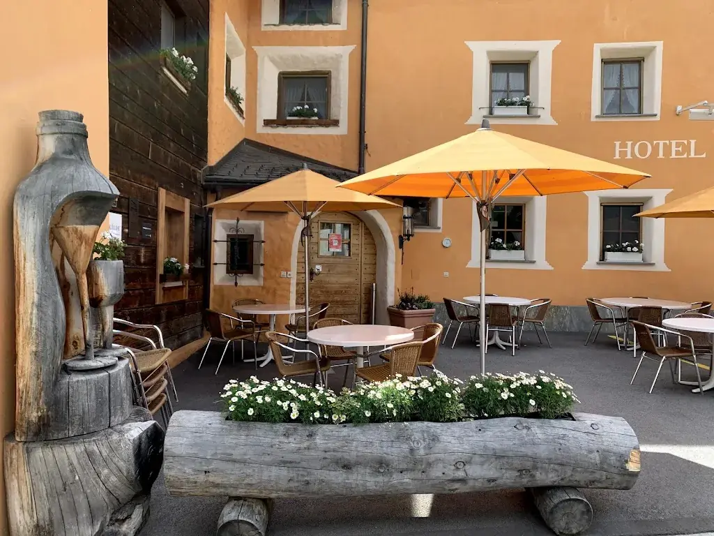 Stefan Lang_Hotel Landgasthof Staila Fuldera Val Müstair_Fuldera_review