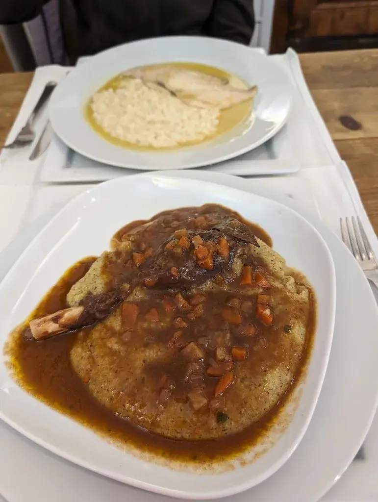 Tobias Hirschi_Ristorante Osteria Fagetti_San Vittore_avis