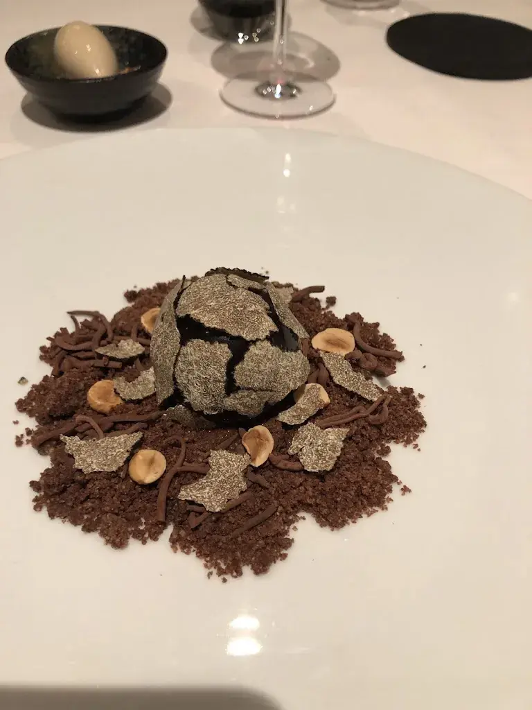 Doms Sand_Restaurant Le Pont de Brent_Montreux_review