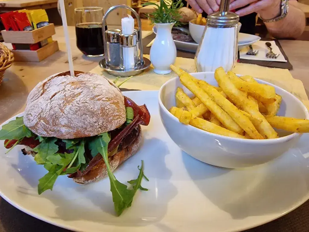 Menü_Restaurant Pizzeria Balcun At_Müstair_Bild_5